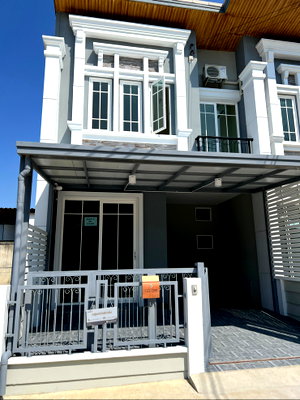 ทาวน์โฮม วิทยาลัยอาชีวศึกษาธนบุรี : ขายทาวน์โฮม Goldentown Sathorn เจ้าของขายเอง
