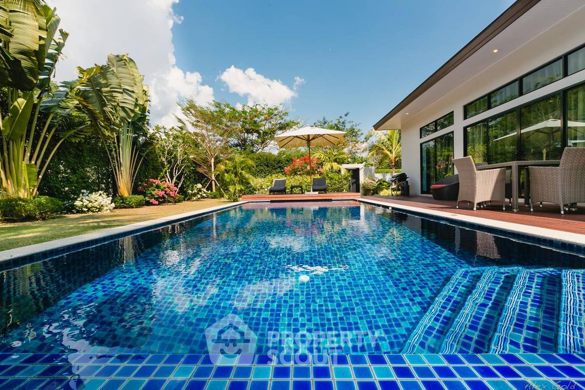 รูป วิลล่าสามห้องนอนขนาด 350 ตร.ม. ขายในลากูน่า ภูเก็ต (ID 792018) - รูปที่ 1/15