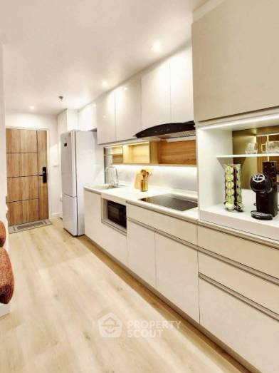 picture 1-BR Condo At Sukhumvit Suite Near BTS Nana, Asok (ID 3043647) - 2/5
