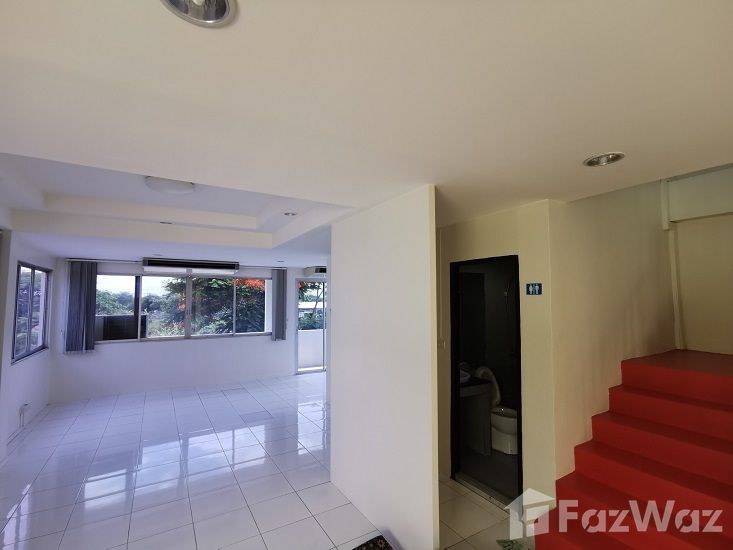 รูป บ้านเดี่ยวให้เช่า 5 ห้องนอน ใน ทรายกองดิน, กรุงเทพมหานคร 1106842 - รูปที่ 9/16
