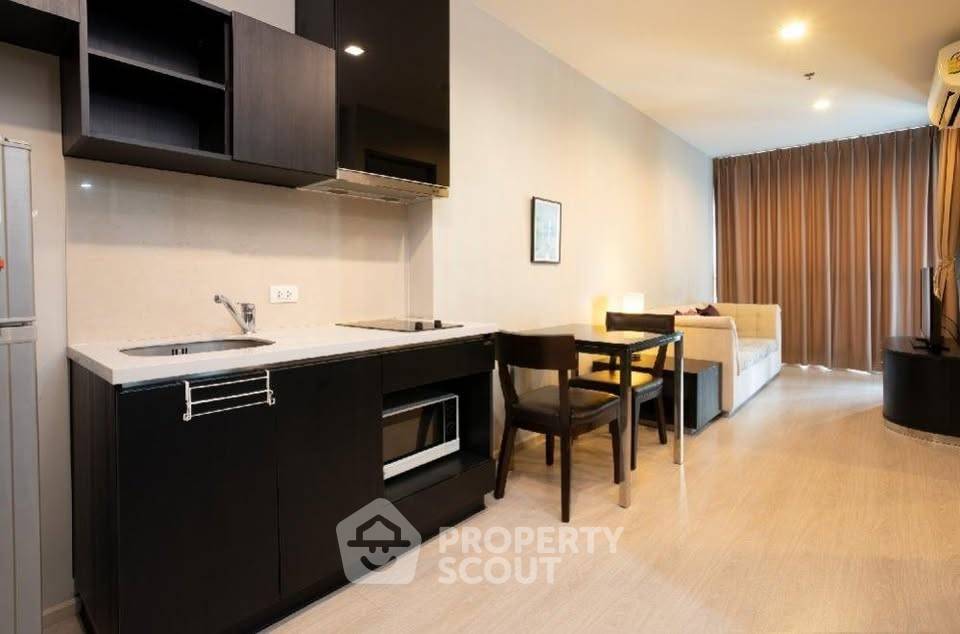 picture 1-BR Condo at Rhythm Sukhumvit 44/1 near BTS Phra Khanong (ID 3332820) - 4/8