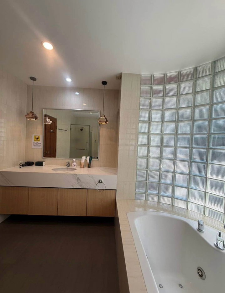 รูป LTHC162340 | Single House for Rent – Soi Pridi 42 | 550 Sq.m. | 5 Beds | 5 Baths | Private Pool | 350K/Month - รูปที่ 4/7