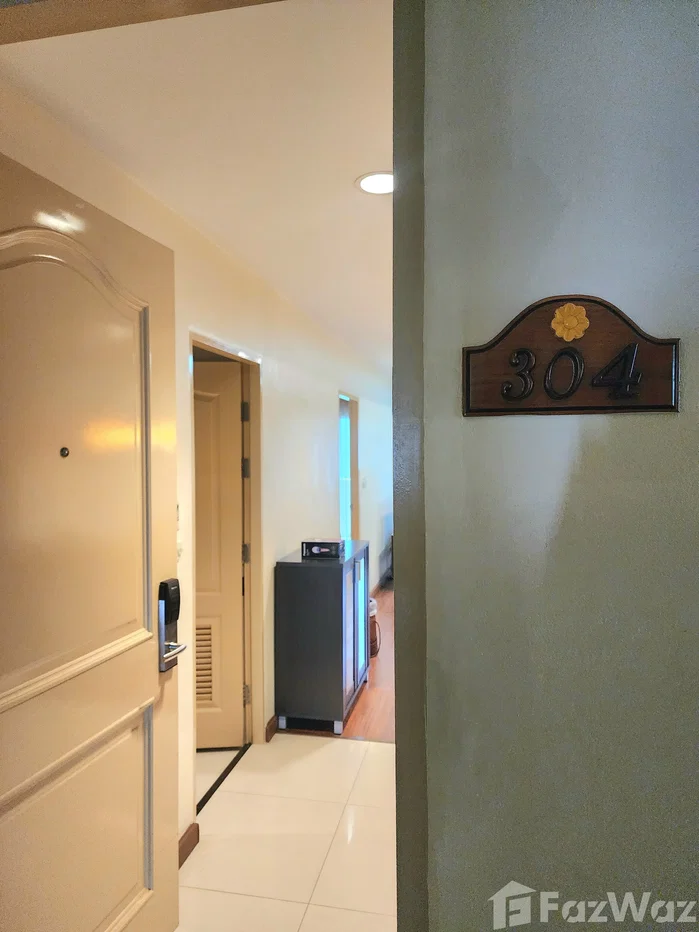 picture Warm Minimal Living in a Quiet Thonglor Setting 6803926 - 2/16