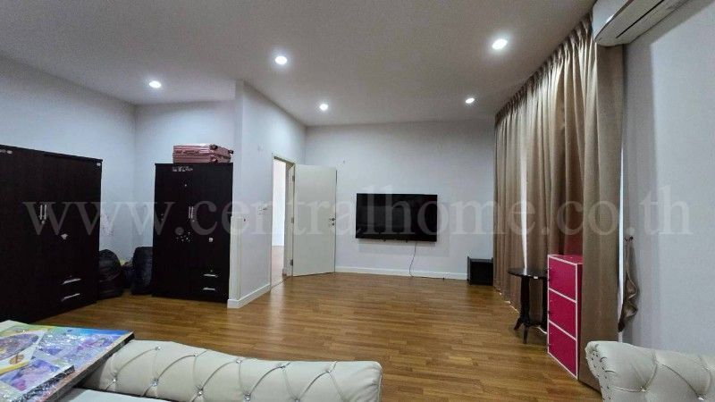 รูป บ้านเดี่ยว เอ็น ซี ออนกรีน ฌาร์ม คลาสสิก ติดสนามกอล์ฟธัญญะธานี หลังริม ต้นโครงการติดสวน - รูปที่ 21/30