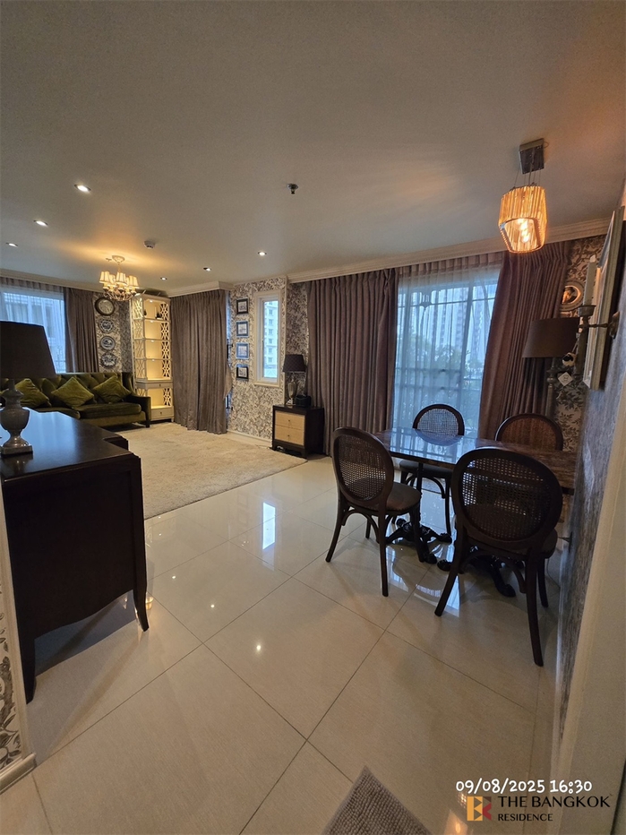 picture Serene Place Popular units sell out fast near BTS Phrom Phong - 7/10