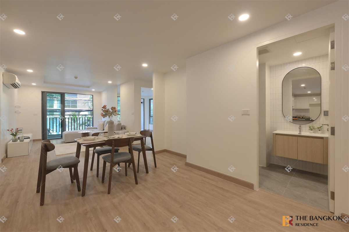 picture Voque Residential Condominium Sukhumvit 31 Condo with the Best Location - 7/10