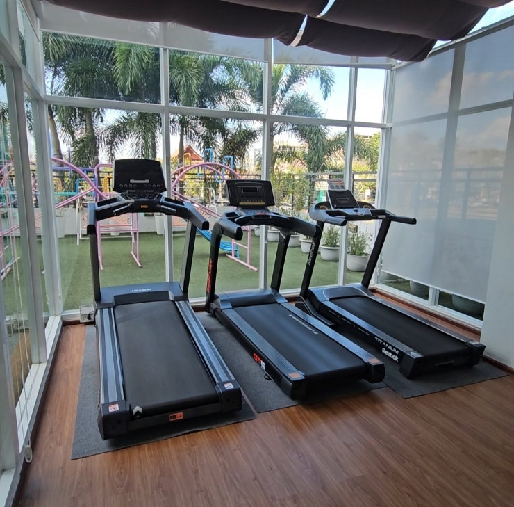 รูป ขายด่วน! My Hip condo2 อาคาร2
(พร้อมผู้เช่า)
ชั้น 4 วิวสระว่ายน้ำ(สวยสุดๆ) - รูปที่ 17/21