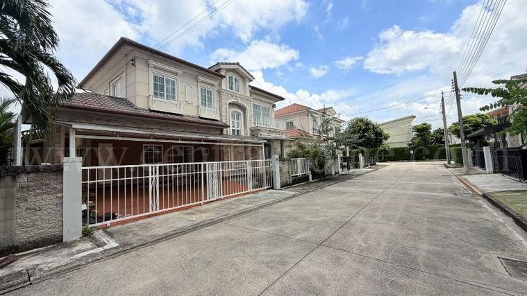 ขายบ้านเดี่ยว 4 ห้องนอน 186 ตร.ม. 54 ตร.ว. แกรนดิโอ ลาดพร้าว - เกษตรนวมินทร์