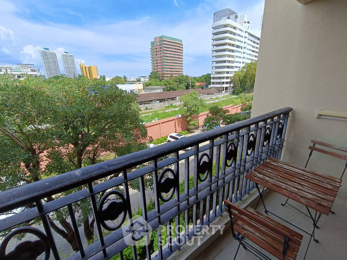 picture 1-BR Condo at Marakesh Residence in Nong Kae (ID 1333471) - 12/24