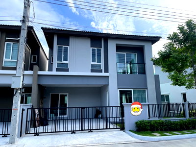 เช่าบ้านเดี่ยว บิ๊กซี บางพลี : 🏡✨ FOR RENT GRANDE PLENO MEGA BANGNA 3 ห้องนอน 3 ห้องน้ำ บ้านแฝดหรู Fully Furnished | บ้านสภาพใหม่มาก | ใกล้ Mega Bangna เพียงไม่กี่ก้าว