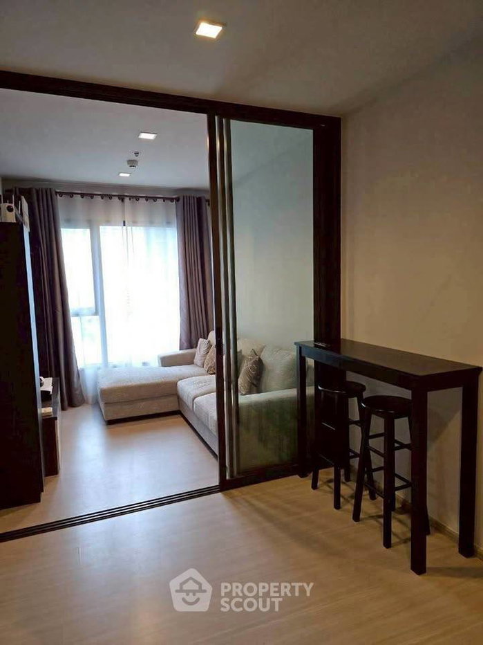picture 1-BR Condo At Life Asoke - Rama 9 Near MRT Phra Ram 9 (ID 3136037) - 4/9
