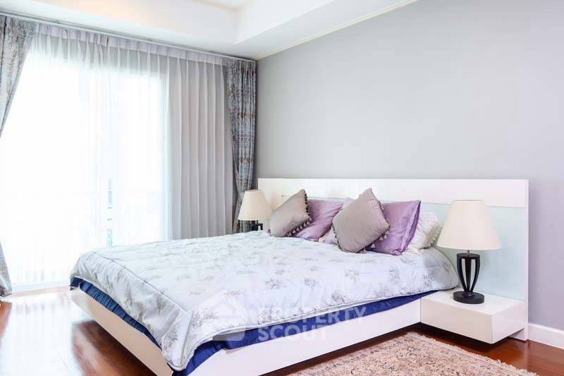 รูป คอนโด 3 ห้องนอน 182 ตร.ม. La Vie En Rose Place ห่าง BTS ทองหล่อ 300 ม. (ID 3336153) - รูปที่ 7/10