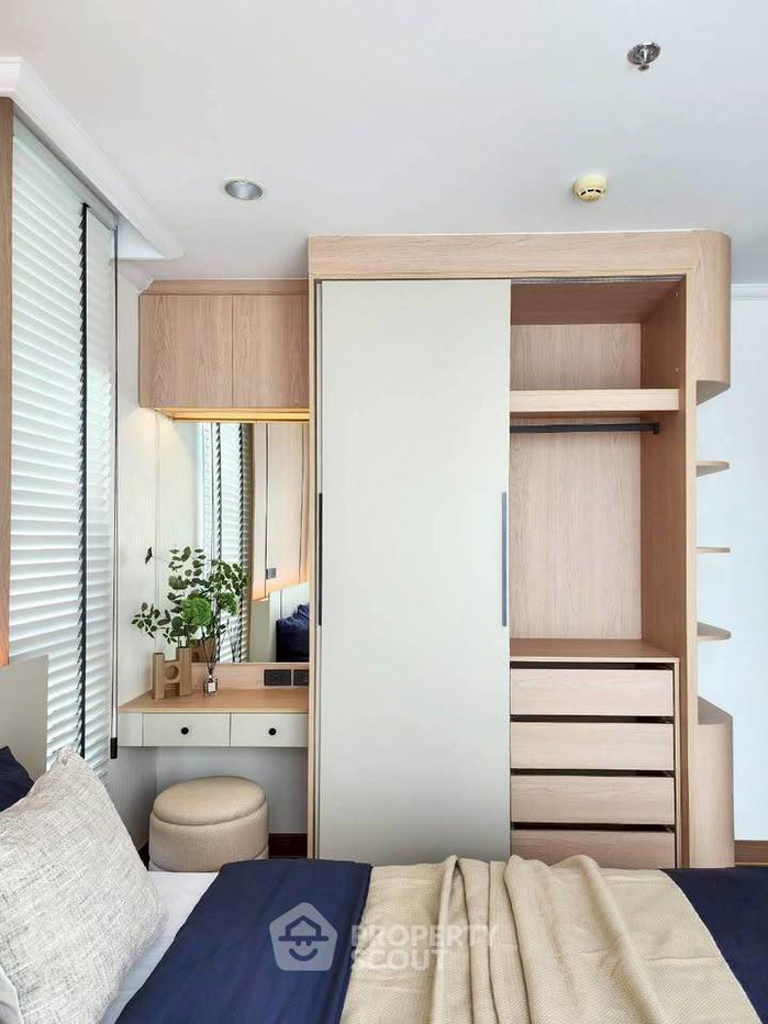 picture 2-BR At Supalai Oriental Sukhumvit 39 Near MRT Phetchaburi (ID 3333620) - 15/19