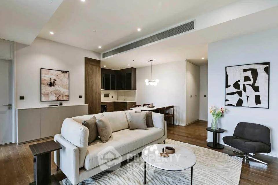 picture 2-BR Condo For Rent At Muniq Langsuan By BTS Ratchadamri (ID 3220754) - 1/7