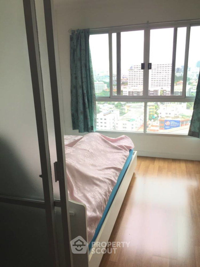 picture 1-BR Condo at Lumpini Place Ratchayothin near BTS Ratchayothin (ID 1395360) - 12/14