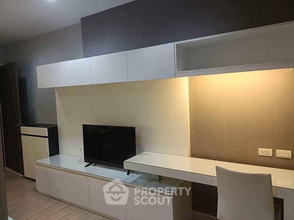 picture 1-BR Condo at Urbano Absolute near BTS Krung Thon Buri (ID 3203926) - 12/16