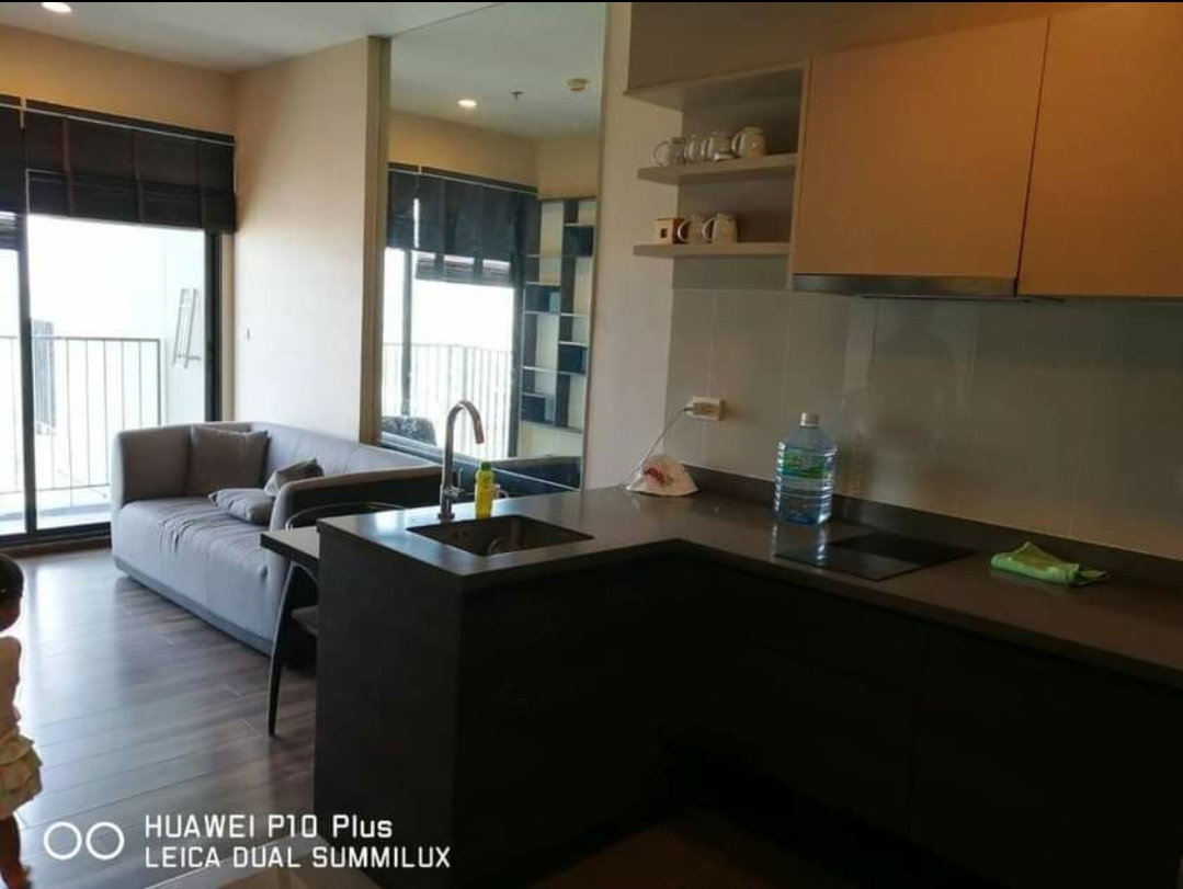 OMG1507  [ ทีล สาทร - ตากสิน ]  ห้องสวย 1 ห้องนอน - จะว่างเช่า 1 ตุลา 69