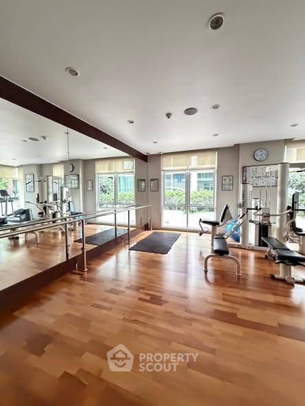picture Spacious 3-BR 170 Sqm, Avenue 61 Condominium Near BTS Thong Lor (ID 3336168) - 3/21