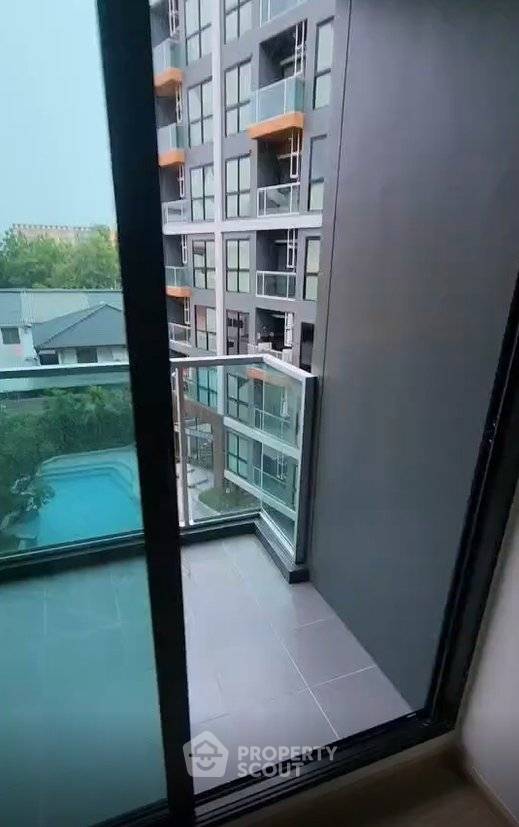 picture 2-BR Condo at The Excel Ratchada 18 near MRT Huai Khwang (ID 3335570) - 8/8