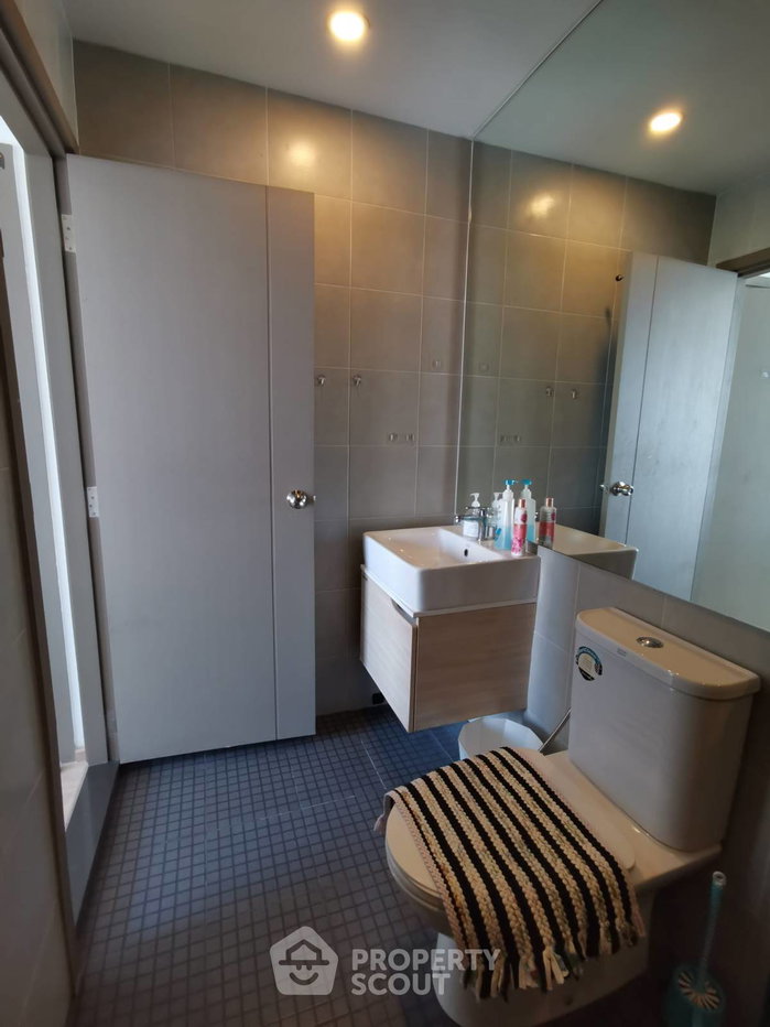 picture 20th-Floor 2-BR Condo At Ideo O2 Near BTS Bang Na (ID 3043690) - 10/18