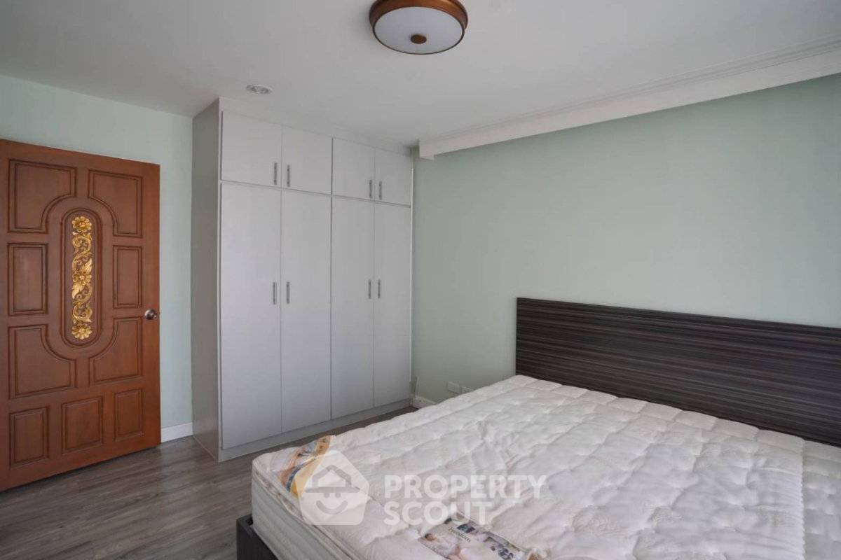 picture 16th-Floor 2-BR Asoke Place 300m To MRT Sukhumvit (ID 3306777) - 8/17