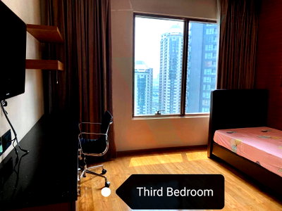 Condos for rent : 🎊 For rent condo THE EMPORIO PLACE Building N, Floor 25,3 bed room, Room size 165 sqm