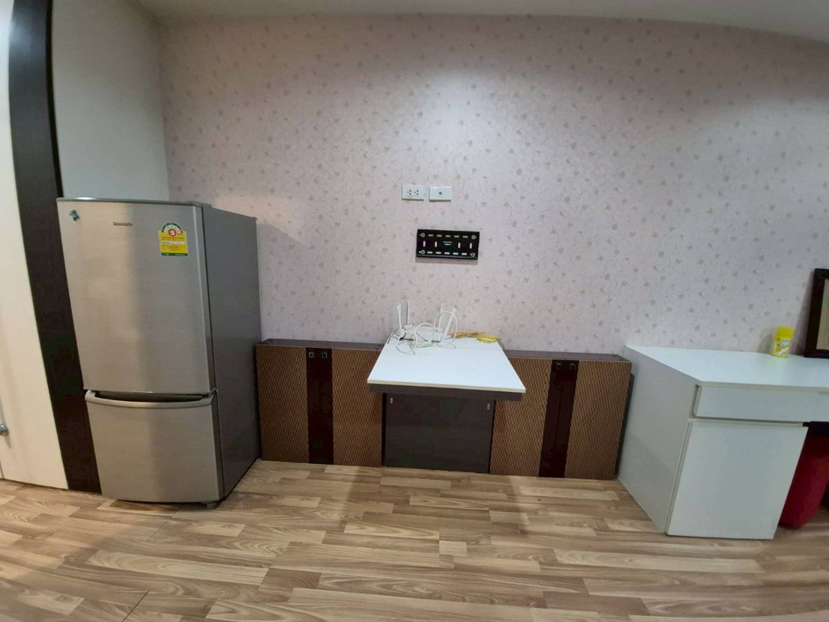 picture 8,500 baht/month studio Regent Home 19 sukhumvit 93 BTS Bangchak  - 6/11