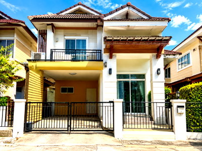 เช่าบ้านเดี่ยว การไฟฟ้าส่วนภูมิภาค สันทราย :  บ้านแฝด 2 ชั้นในโครงการ เงียบสงบ มีระบบรักษาความปลอดภัย 24 ชม. ทำเลสันทราย ใกล้เมืองและศูนย์การค้า | 15,000 บาท/เดือน   #ASS-H1075