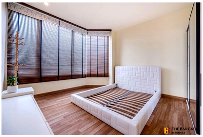 Condos for sale : Watermark Chaophraya River Move-in Ready, Just Bring Your Stuff