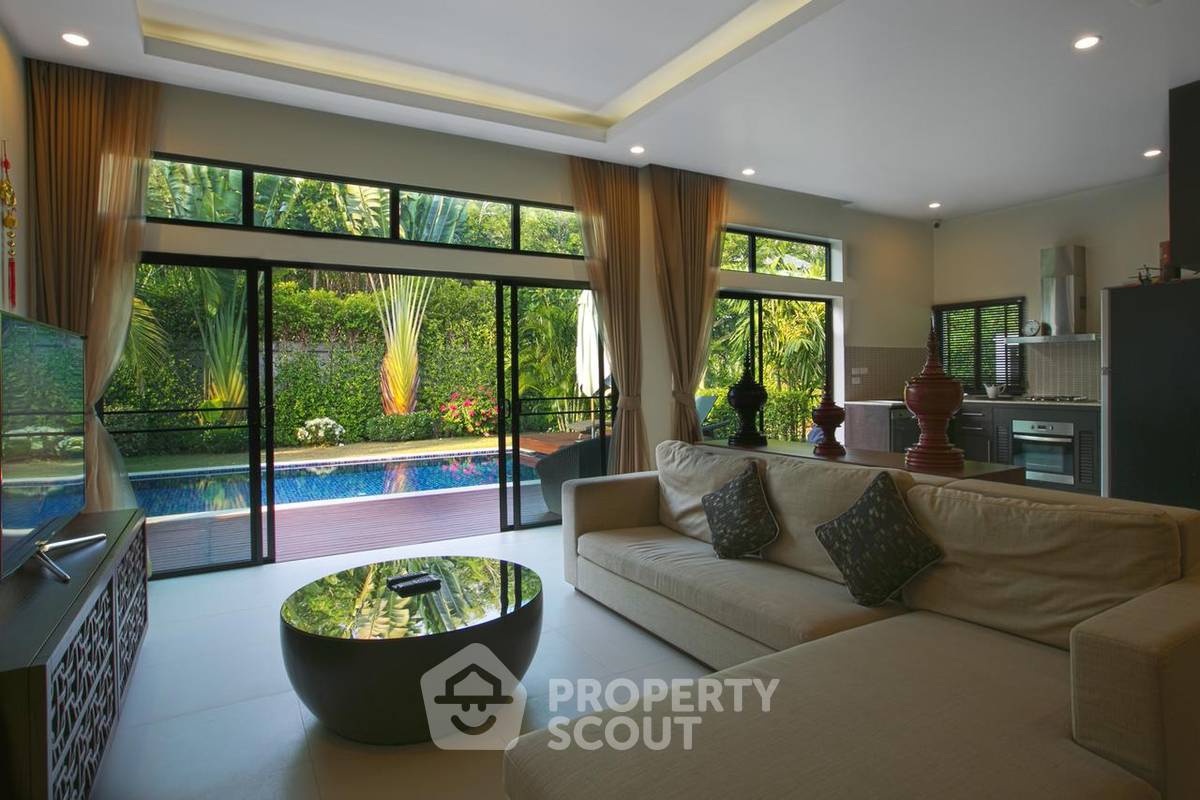 รูป วิลล่าสามห้องนอนขนาด 350 ตร.ม. ขายในลากูน่า ภูเก็ต (ID 792018) - รูปที่ 6/15