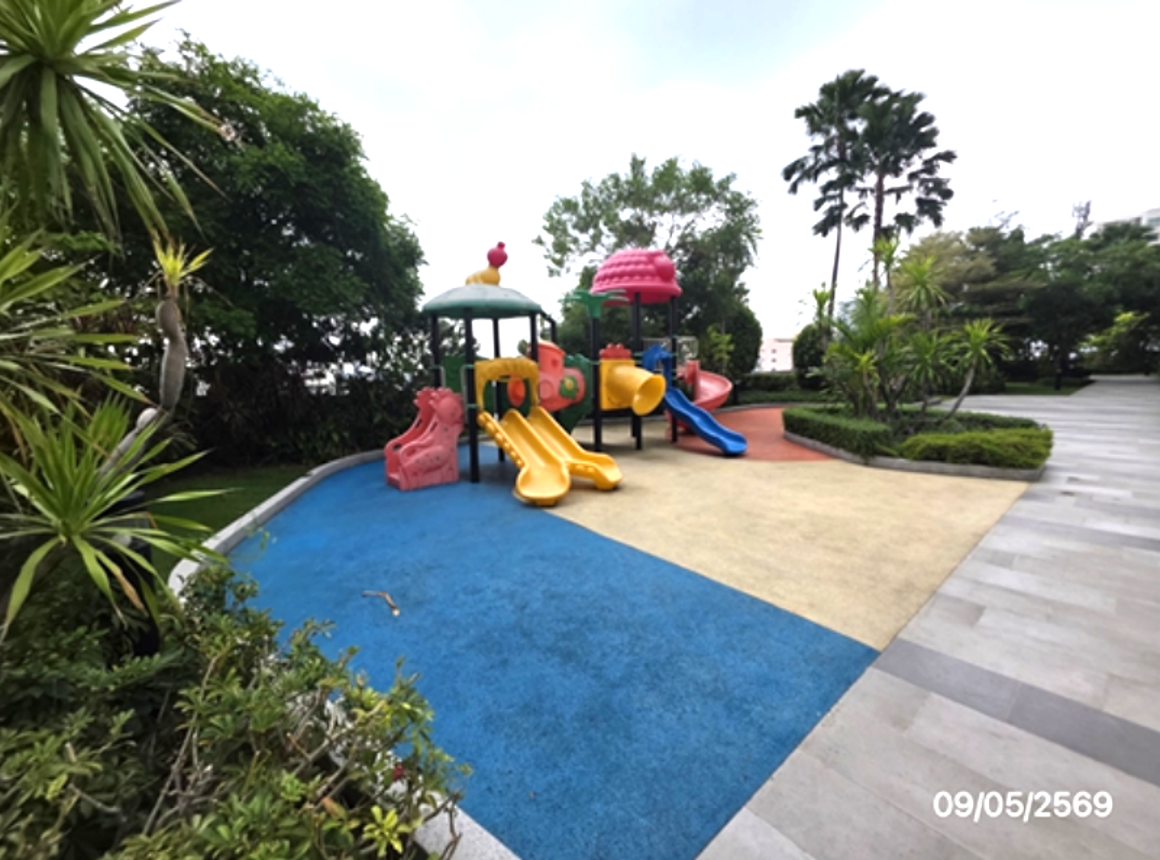 picture CONDO 44.42 Sq.m. Huai Khwang Bangkok for 3.1M - 10/15