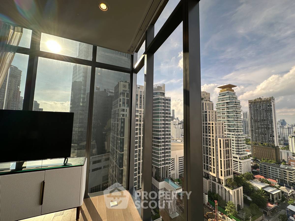 รูป ใกล้ BTS พร้อมพงษ์ 100 ม. | คอนโด 2 ห้องนอน ชั้น 21 Vittorio Sukhumvit 39 (ID 888763) - รูปที่ 11/16