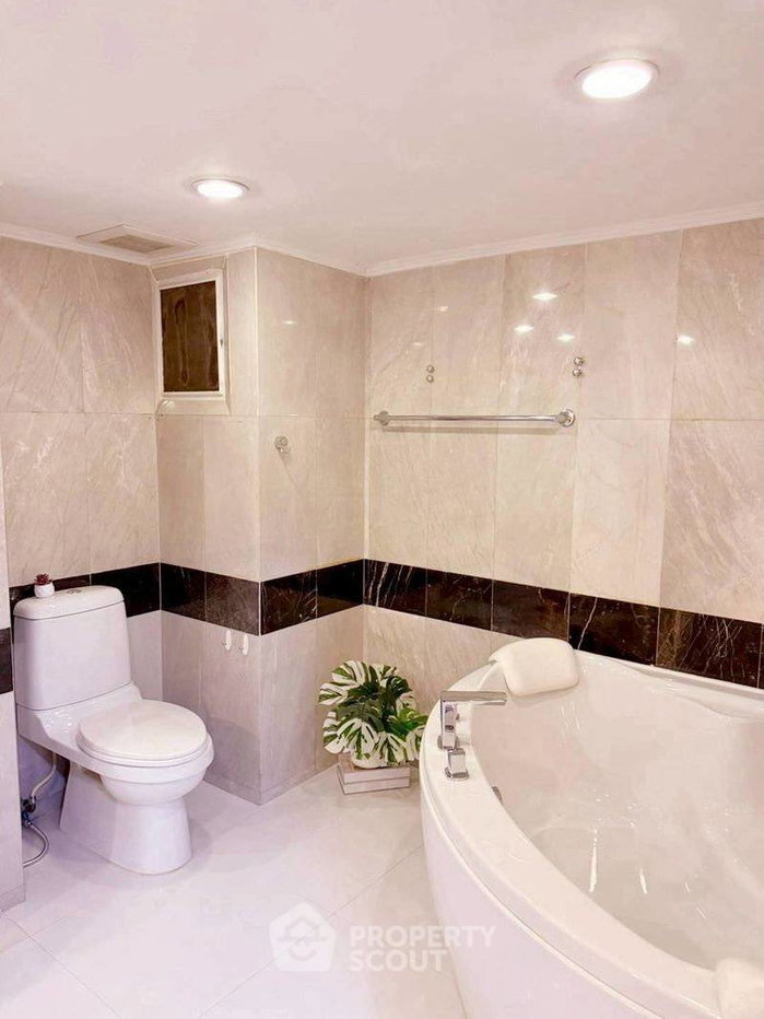 picture 4-BR 320 Sqm Hillside Condo 4 In Chang Phueak (ID 3043068) - 7/9