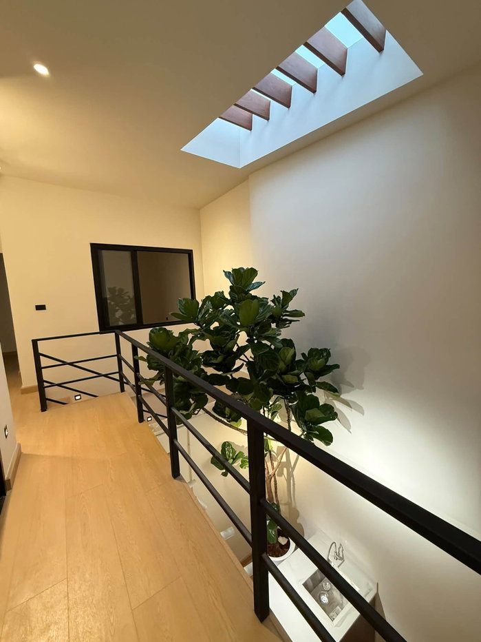 รูป 🏡✨ ขายทาวน์โฮม Modern Minimal ลาดพร้าว 41 | ใกล้ MRT ภาวนา - รูปที่ 5/17