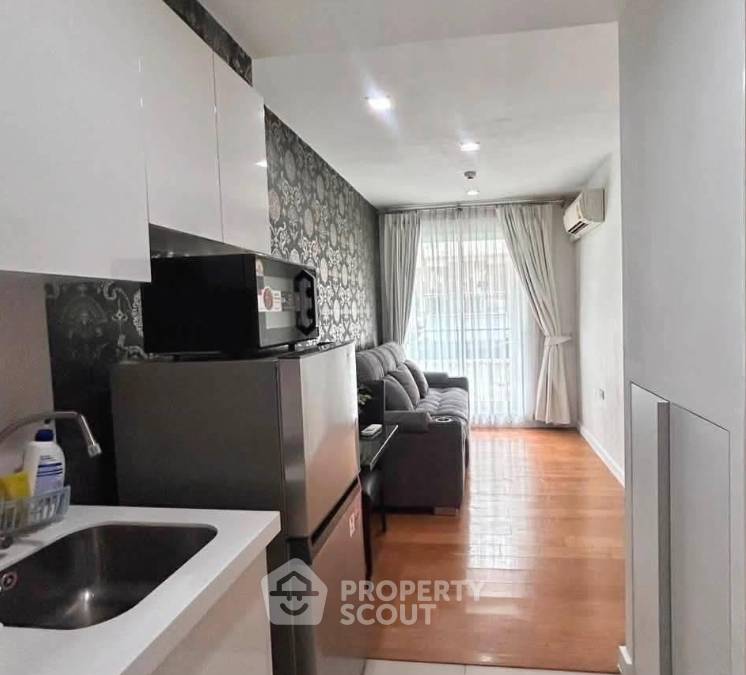 picture 1-BR Condo at Condolette Light Convent near BTS Sala Daeng (ID 3092447) - 4/4