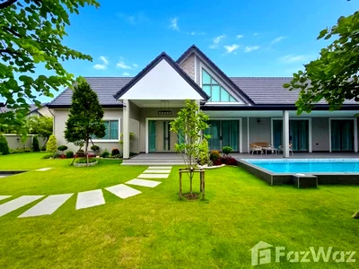 Houses for sale Bang Lamung Chonburi : Spacious 4-Bedroom Private Pool Villa for Sale 6804049
