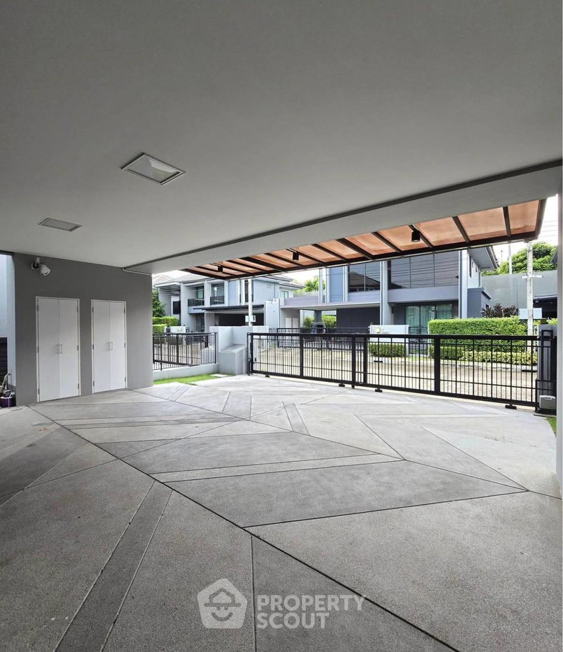 รูป บ้าน 3 ห้องนอน 300 ตร.ม. ให้เช่า Setthasiri-Krungthep Kreetha 2 (ID 3337012) - รูปที่ 23/23