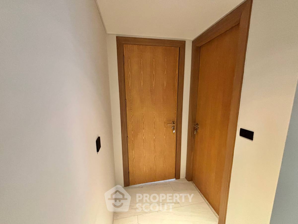 รูป ขายคอนโด 2 ห้องนอน 108 ตร.ม. ที่ Bluepoint Luxury Condominiums Patong (ID 985749) - รูปที่ 12/27