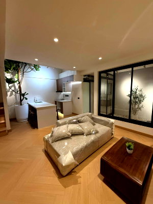 ทาวน์โฮม เกษตร : 🏡✨ ขายทาวน์โฮม Modern Minimal ลาดพร้าว 41 | ใกล้ MRT ภาวนา