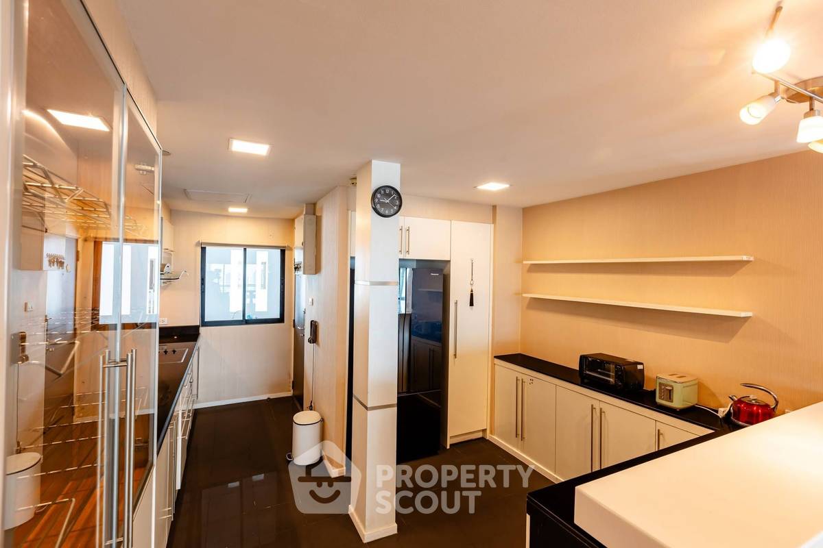 รูป ชั้น 37 ห้องนอน 3 ห้อง ขนาด 230 ตร.ม. Sathorn Gardens ใกล้ MRT สีลม (ID 3333626) - รูปที่ 13/39