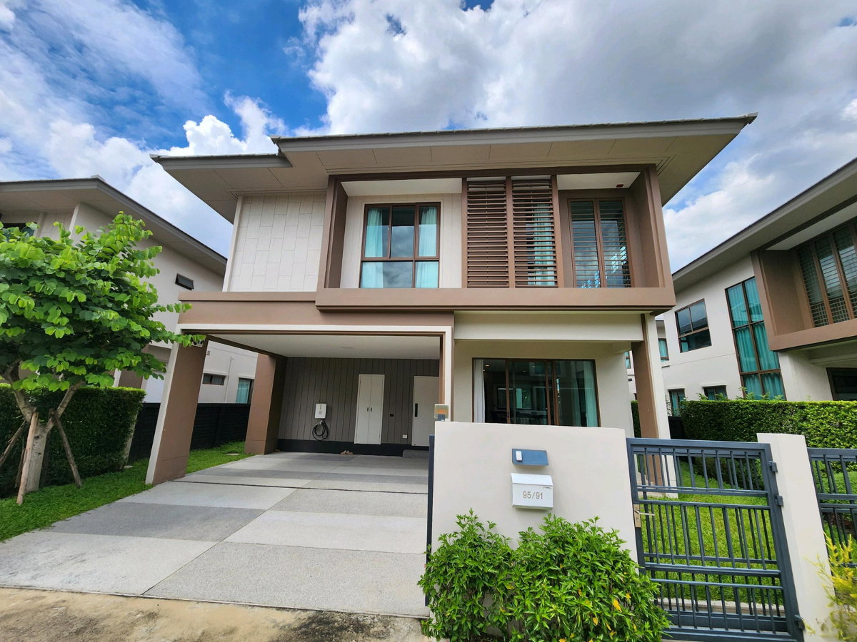รูป HOT DEAL! บ้านสวยสภาพใหม่ บุราสิริ กรุงเทพกรีฑา (Burasiri Krungthep Kreetha) 4ห้องนอน 4ห้องน้ำ 57.50ตรวา. บ้านใช้น้อยมาก ด่วน เพียง 17.90mb - รูปที่ 49/53