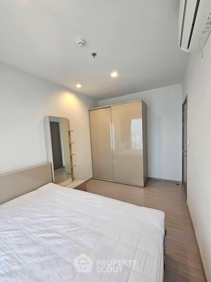 picture 33rd-Floor 1-BR Life Asoke Hype Near ARL Makkasan (ID 3122021) - 2/4