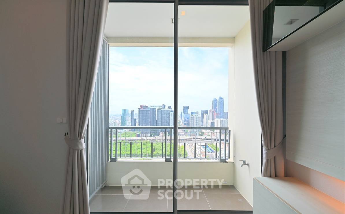 รูป คอนโด 1-ห้องนอน ที่ คิว อโศก ใกล้ MRT เพชรบุรี (ID 2890057) - รูปที่ 11/12