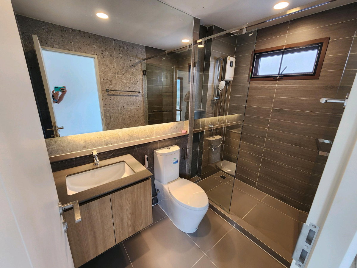 รูป HOT DEAL! บ้านสวยสภาพใหม่ บุราสิริ กรุงเทพกรีฑา (Burasiri Krungthep Kreetha) 4ห้องนอน 4ห้องน้ำ 57.50ตรวา. บ้านใช้น้อยมาก ด่วน เพียง 17.90mb - รูปที่ 28/53