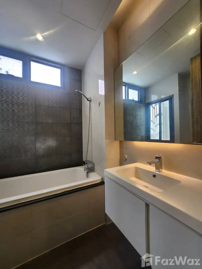 picture 2 Bedroom For Rent At Mayfair Place Sukhumvit 50 1950471 - 9/10