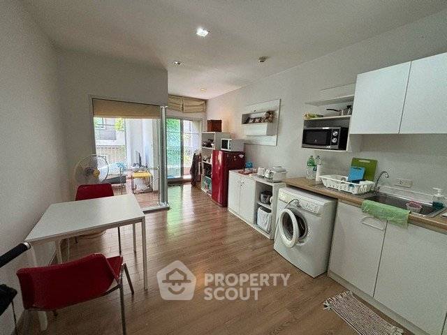 picture 1-BR Condo at The Seed Musee Sukhumvit 26 near BTS Phrom Phong (ID 3336184) - 3/8