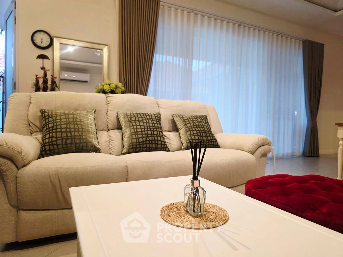 รูป วิลล่า 3-ห้องนอน ที่ เอเดน วิลเลจ ใกล้ เดอะ เวเนเซีย (ID 3333697) - รูปที่ 11/18