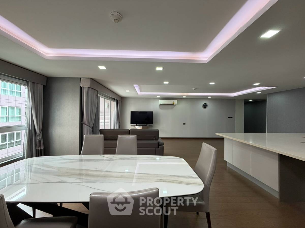 picture Spacious 2-BR 192 Sqm At Avenue 61 Near BTS Thong Lor (ID 3336163) - 10/20