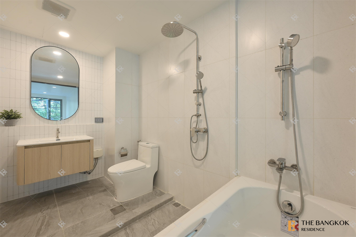 picture Voque Residential Condominium Sukhumvit 31 Condo with the Best Location - 6/10