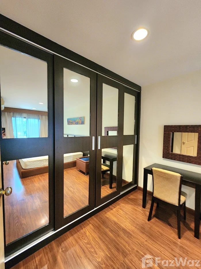 picture Warm Minimal Living in a Quiet Thonglor Setting 6803926 - 9/16